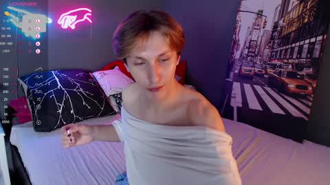Snapshot of adrian_di chatting on January 9, 2025, 9:59 am Adrian online show from January 9, 2025, 9:59 am