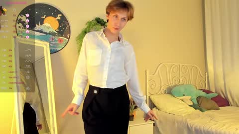 Snapshot of adrian_di chatting on January 15, 2025, 4:00 pm Adrian online show from January 15, 2025, 4:00 pm