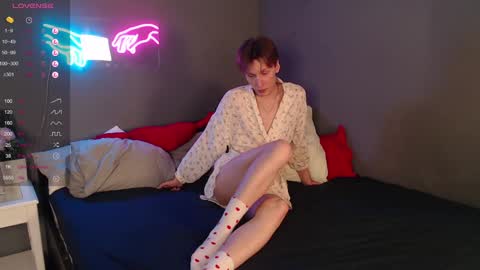 Snapshot of adrian_di chatting on January 21, 2025, 10:41 am Adrian online show from January 21, 2025, 10:41 am