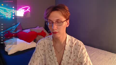 Snapshot of adrian_di chatting on January 24, 2025, 3:45 pm Adrian online show from January 24, 2025, 3:45 pm