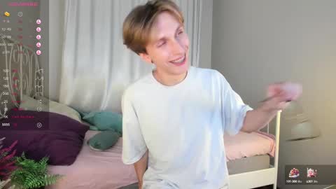 Snapshot of adrian_di chatting on February 21, 2025, 4:16 pm Adrian online show from February 21, 2025, 4:16 pm
