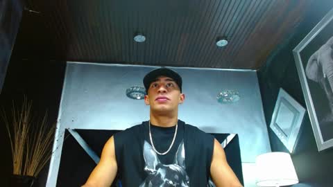   online show from December 14, 2024, 11:50 am