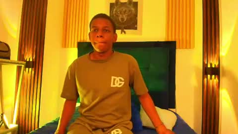 Snapshot of adrian_stonee chatting on July 4, 2026, 11:38 am Adrian online show from July 4, 2026, 11:38 am