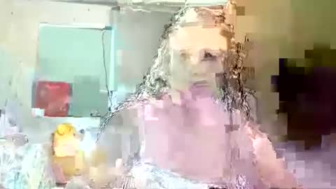 Adriana Tellez online show from January 12, 2026, 3:39 pm