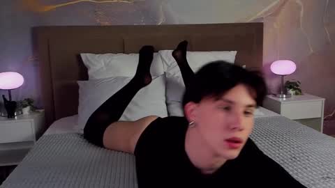 adrianoaubert online show from February 22, 2025, 10:07 am