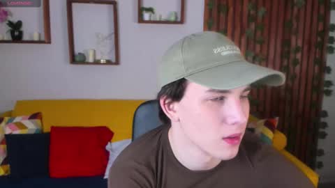 adrianoaubert online show from March 3, 2025, 3:08 am