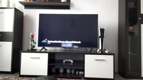 Snapshot of adrianohunt chatting on December 10, 2024, 9:44 am Adriano online show from December 10, 2024, 9:44 am