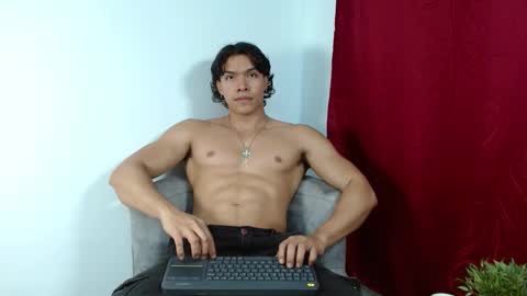 Snapshot of adriel_escalante chatting on October 21, 2025, 2:12 am adriel_escalante online show from October 21, 2025, 2:12 am