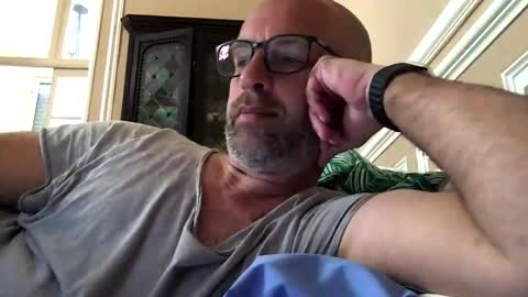 Snapshot of adrienfromparis chatting on April 7, 2026, 10:15 am adrienfromparis online show from April 7, 2026, 10:15 am