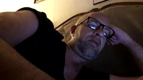 Snapshot of adrienfromparis chatting on April 14, 2026, 9:32 pm adrienfromparis online show from April 14, 2026, 9:32 pm