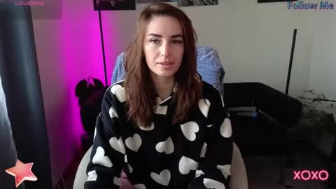 Snapshot of adrihanna chatting on March 3, 2025, 6:37 am Adriana online show from March 3, 2025, 6:37 am