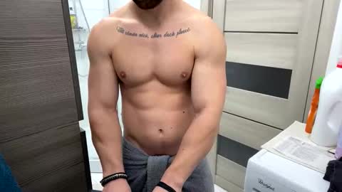 Mrrfitt online show from October 23, 2025, 12:15 pm