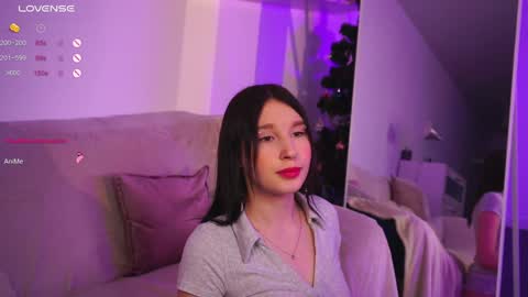 aesthetics__tease online show from January 9, 2025, 6:26 pm