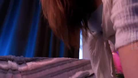 Afelia online show from April 5, 2026, 8:11 am