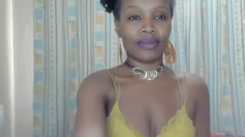 AfricanSquirtQueen online show from November 4, 2025, 2:05 pm