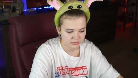 Afina online show from March 31, 2026, 3:34 pm