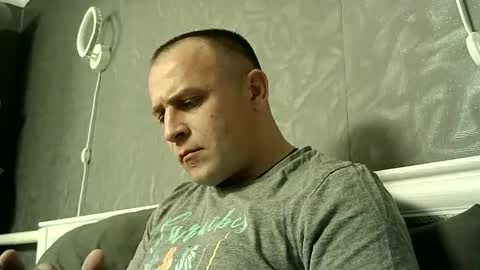 Sasha online show from March 7, 2025, 5:17 pm