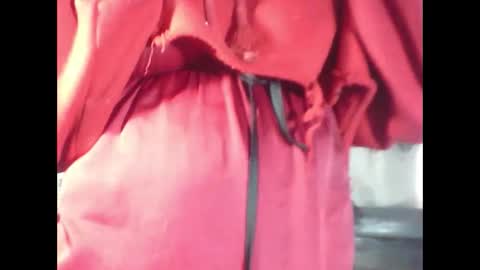 Snapshot of african_beauties chatting on February 7, 2026, 11:36 am Mia Friends online show from February 7, 2026, 11:36 am