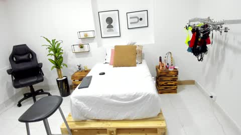 Afrodita online show from December 18, 2024, 2:28 pm