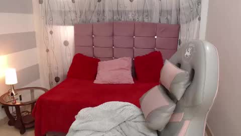 afrodita_sg online show from February 5, 2025, 7:53 pm