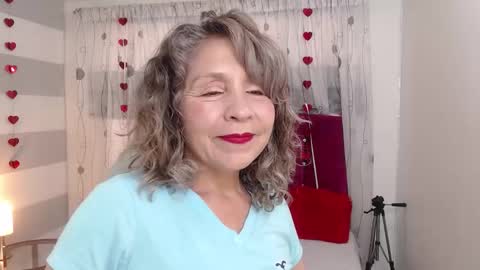 afrodita_sg online show from October 17, 2025, 5:04 pm