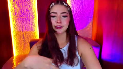 afrodita_wild_v online show from July 15, 2026, 1:27 pm