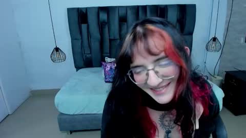 Afrodita online show from November 7, 2025, 7:36 pm