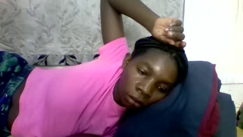 pink  and josphen online show from February 5, 2025, 7:10 pm