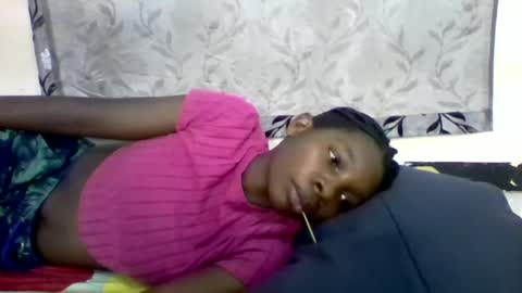 pink  and josphen online show from February 16, 2025, 11:27 am