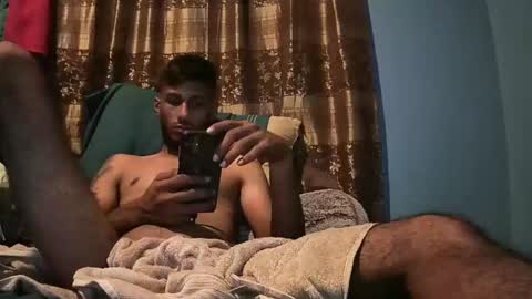 Snapshot of ag___ chatting on December 2, 2025, 12:38 am ag___ online show from December 2, 2025, 12:38 am