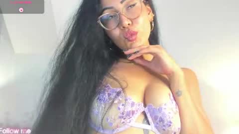Snapshot of agartha_velvet chatting on July 7, 2026, 6:47 am agartha_velvet online show from July 7, 2026, 6:47 am