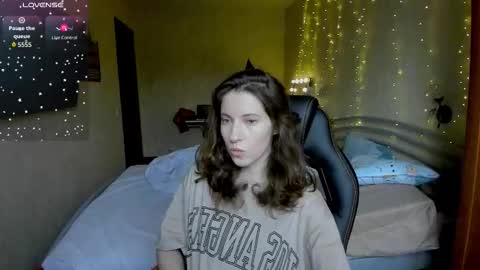 agata_in_wonderland online show from November 12, 2025, 12:16 pm