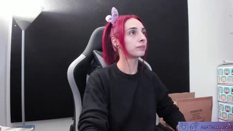 Agata Collinss online show from March 1, 2026, 10:45 pm