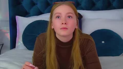 Snapshot of agatafoxley chatting on November 29, 2025, 8:28 am AgataFoxley online show from November 29, 2025, 8:28 am