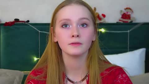 Snapshot of agatafoxley chatting on December 14, 2025, 6:12 pm AgataFoxley online show from December 14, 2025, 6:12 pm