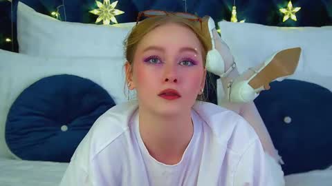 Snapshot of agatafoxley chatting on December 20, 2025, 6:31 am AgataFoxley online show from December 20, 2025, 6:31 am