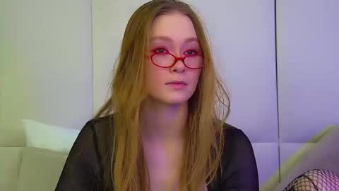 Snapshot of agatafoxley chatting on February 2, 2026, 6:34 am AgataFoxley online show from February 2, 2026, 6:34 am