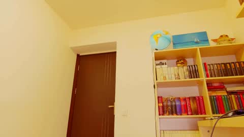 Agatha online show from March 25, 2026, 6:08 am