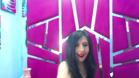agatha_leon_ online show from October 22, 2025, 8:08 pm