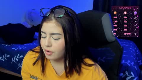Snapshot of agatha_riccie chatting on January 3, 2025, 6:55 am Cat online show from January 3, 2025, 6:55 am