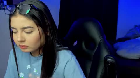 Snapshot of agatha_riccie chatting on October 22, 2025, 12:55 am Cat online show from October 22, 2025, 12:55 am