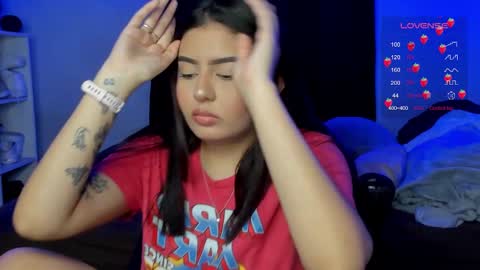 Snapshot of agatha_riccie chatting on October 24, 2025, 3:14 am Cat online show from October 24, 2025, 3:14 am
