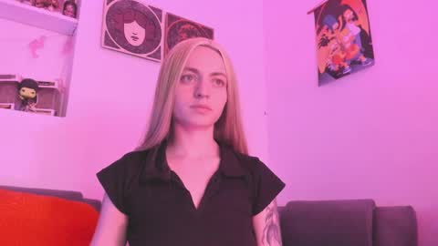 Camila     2 online show from January 30, 2025, 3:00 am