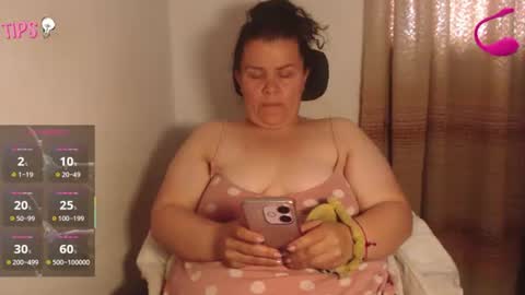 Snapshot of agathaaaa chatting on June 25, 2026, 1:37 pm online show from June 25, 2026, 1:37 pm