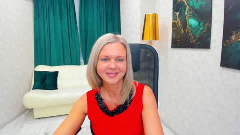 Snapshot of agathaklouin chatting on January 18, 2025, 7:17 am Agatha online show from January 18, 2025, 7:17 am