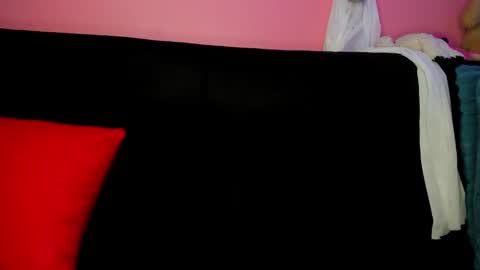  ines  online show from October 20, 2025, 2:06 pm