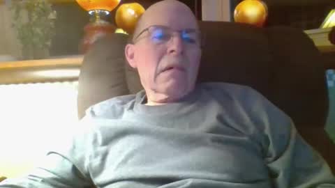 Snapshot of aguynrkfrd chatting on February 13, 2026, 10:22 am aguynrkfrd online show from February 13, 2026, 10:22 am