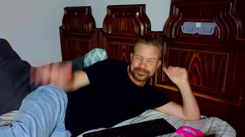 Snapshot of ahardman10 chatting on February 13, 2026, 8:16 pm Blue Eyed Handsome Man online show from February 13, 2026, 8:16 pm