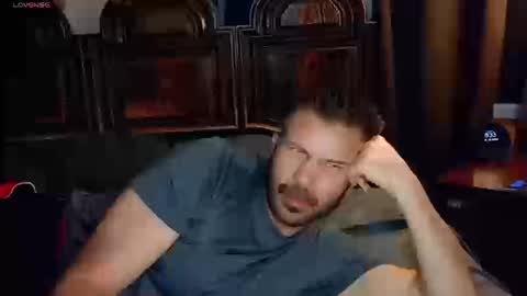 Blue Eyed Handsome Man online show from March 18, 2026, 12:36 am