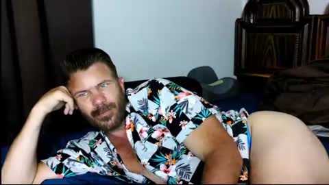 Blue Eyed Handsome Man online show from July 18, 2026, 10:02 pm
